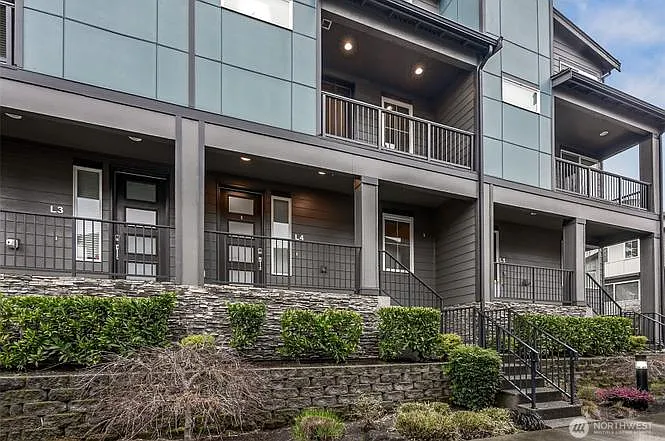 1325 Seattle Hill Rd #L4 — Photo 4
