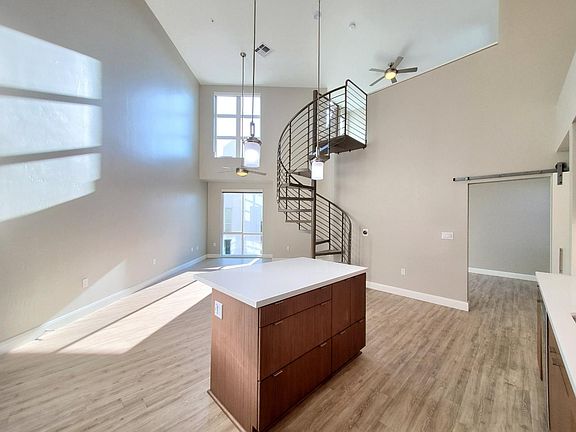 2nd image of 553 W Date St #717