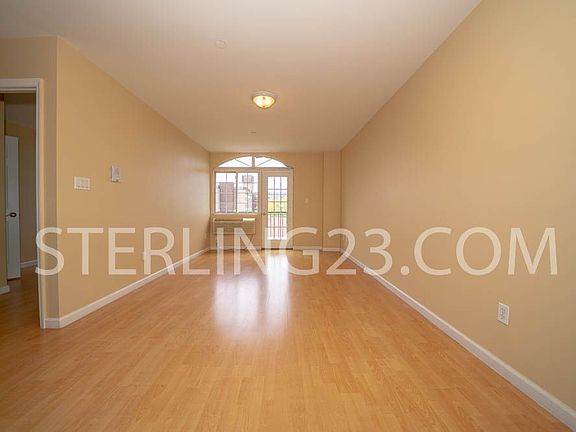 5th image of 27-16 12th St #3S