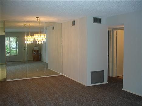 4th image of 2400 Columbia Dr APT 12