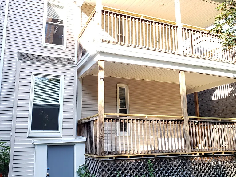 16 Marcella St — Photo 27
