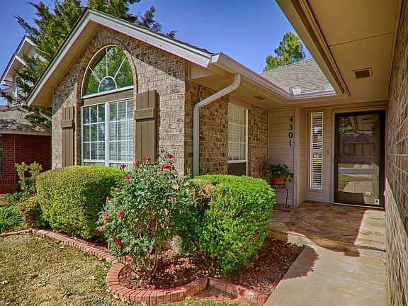 3rd image of 4301 Foxglove Ln