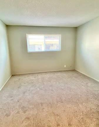 5th image of 500 Chestnut Ave #3