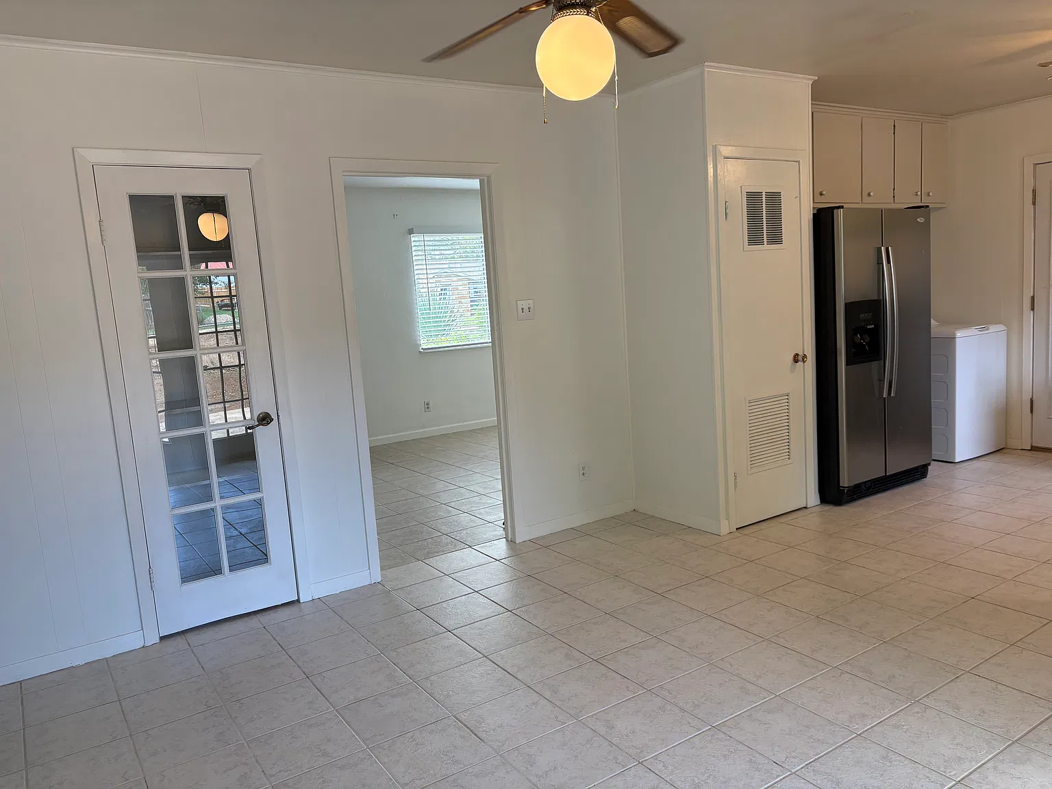 3 bed, 1200 sqft, $1,600 — Photo 4