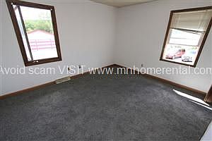 5th image of 1412 Hastings Ave APT 2