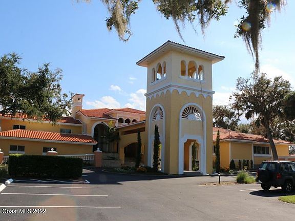 2nd image of 1163 Country Club Dr #1121