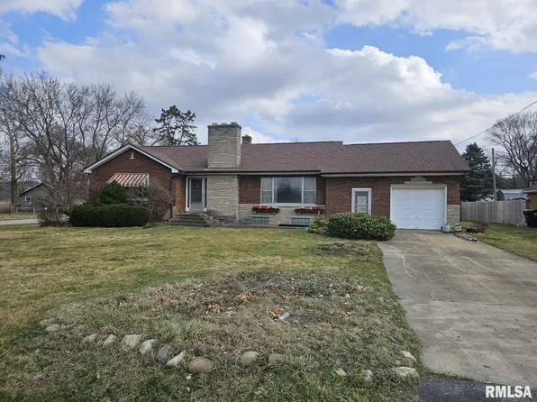 5216 N Main St, East Peoria, IL 61611