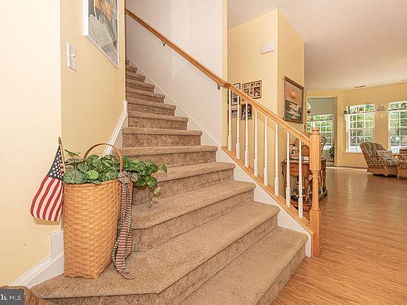 4th image of 30226 Parris Island Ct