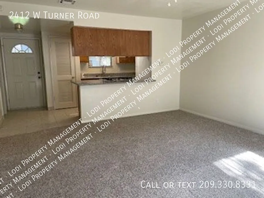 2 Bedroom Townhome — Photo 3