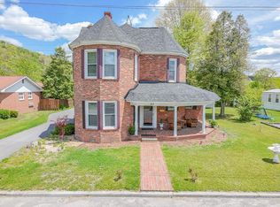 317 Fairfax Ave, Richlands, VA 24641