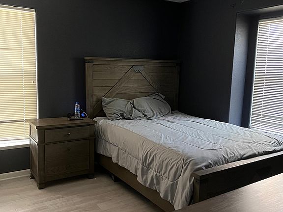 4th image of 2029 Shasta Dr