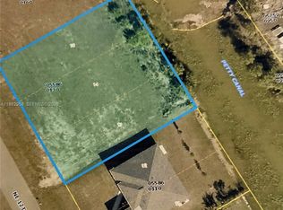 3737 NE 12th Pl, Cape Coral, FL 33909