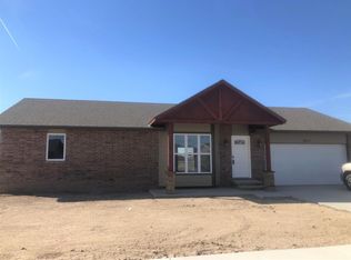 2211 Idlewild Way, Garden City, KS 67846