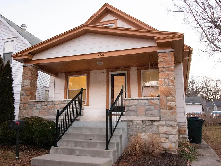 4607 Cambridge St — Photo 18