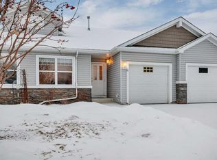 6 NE Jenkins Dr, Red Deer, AB T4P3X1