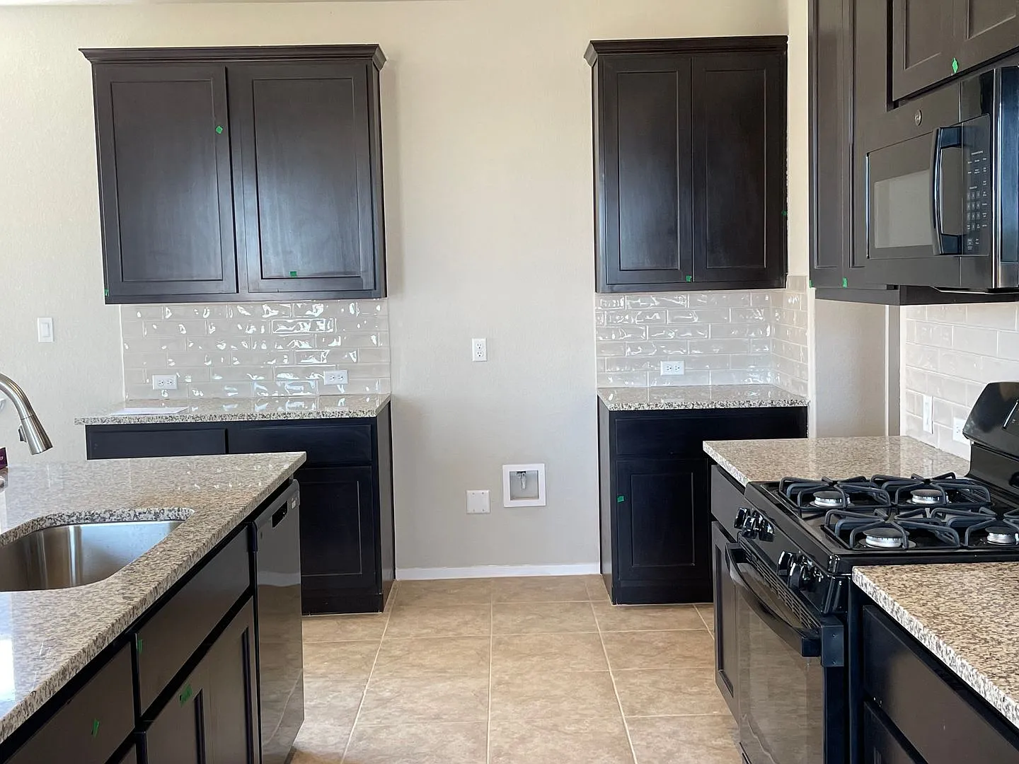3-Bedroom House for Lease in Maxwell — Photo 4