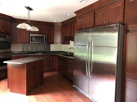 3rd image of 5507 Glenwood Park Ave