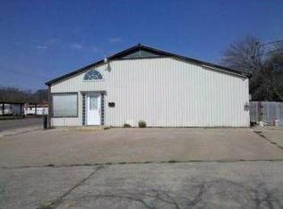 3301 N 19th St, Waco, TX 76708