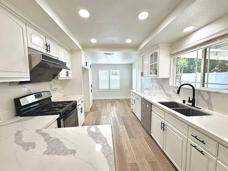 2249 Evergreen Springs Dr — Photo 10