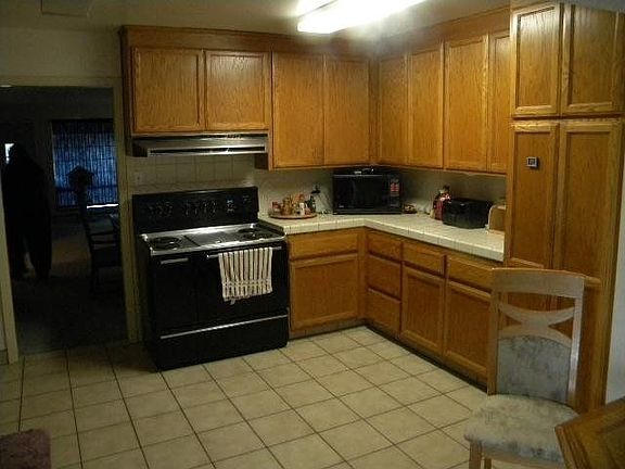 4th image of 3629 Figueroa Dr
