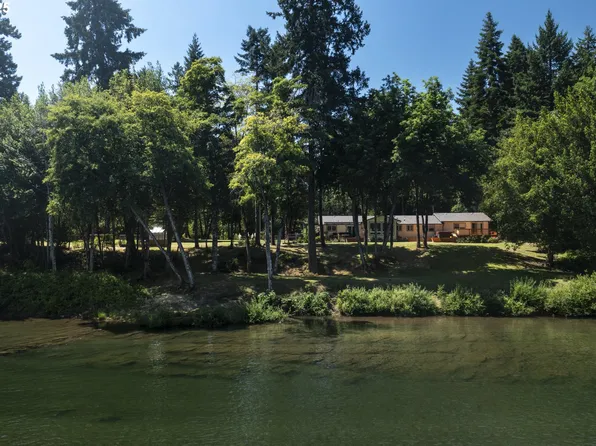 15928 N Umpqua Hwy, Roseburg, OR 97470