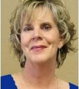 Vicki Holmes, Agent in Tucson, AZ