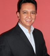 Giovanni Herrera, Agent in Los Angeles, CA