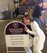 LeAnna Beat, Agent in Wichita, KS
