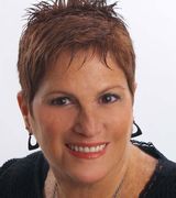 Laura Hutt, Agent in Spring Hill, FL