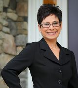 Michelle Pagan, Agent in White Plains, MD