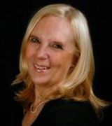 Sue Wilhelm, Agent in Latham, NY