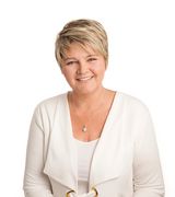 Birgit A Wolf, Agent in Naples, FL