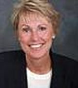 Loree Elvis, Agent