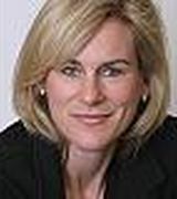 Kelly Loucas, Agent in Westport, CT