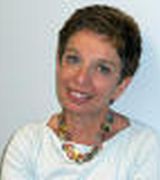 Klara Madlin, Agent in NY,