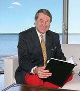 Joan Bischoff van Heemskerck, Agent in Southold, NY