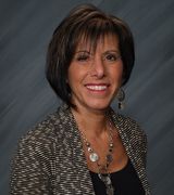 Maggie Gillis, Agent in Racine, WI