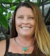 Julie Wettstein, Agent in Kailua Kona, HI