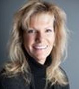 Leslie Mitchell, Agent in McLean, VA