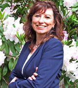 Claire Rhoads, Agent in University Place, WA
