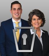 Anita and Gabe Stoltzfus, Agent in Lancaster, PA