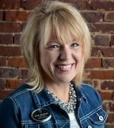 Pam Hudson, Agent in Arlington, TX