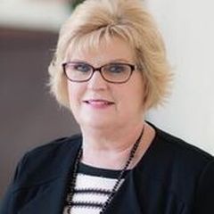 Sally Bailey - Real Estate Agent in Warsaw, IN - Reviews | Zillow