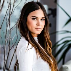 Arielle Phillips - Property Management in Los Angeles, CA | Zillow