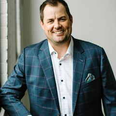 Kris Lindahl Reviews