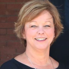 Karen Hope Real Estate Agent In Fort Madison Ia Reviews Zillow