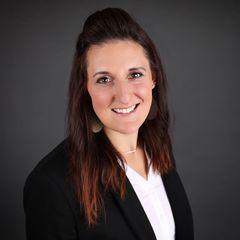 Heather Nicholson - Real Estate Agent in Cedar Falls, IA - Reviews | Zillow