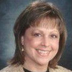 Lorie Kiebach - Real Estate Agent in Grand Haven, MI - Reviews | Zillow