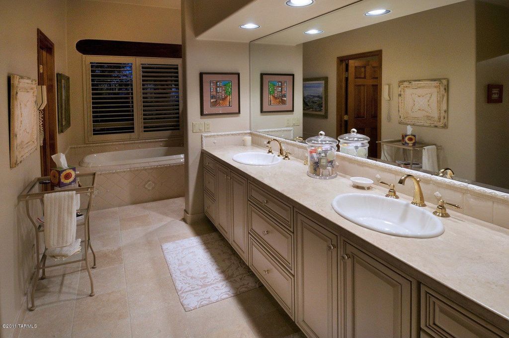 Bathroom Sinks Tucson traditional master bathroom with raised panel & stone tile in Bathroom Sinks Tucson traditional master bathroom with raised panel & stone tile in