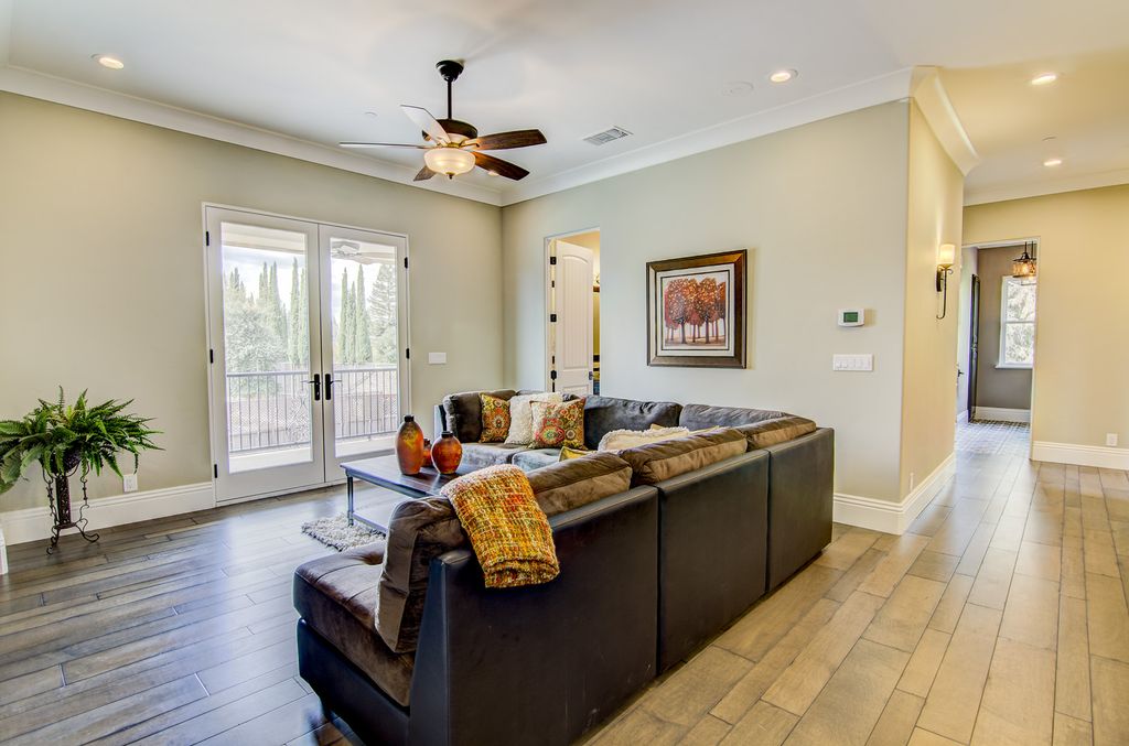 Living Room With High Ceiling Fan In Sacramento Ca Transitional Living Room With Carpet Flush Light Ceiling Fan High Crown